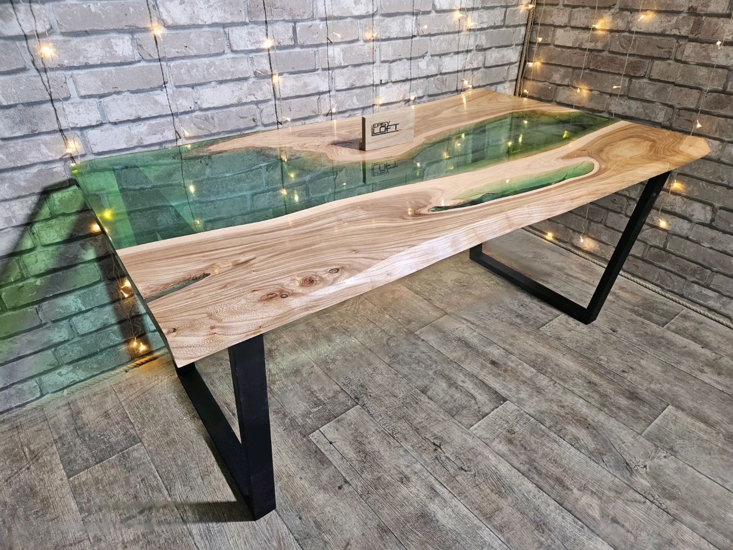 Стол Река с эпоксидной смолой в стиле Лофт С-636