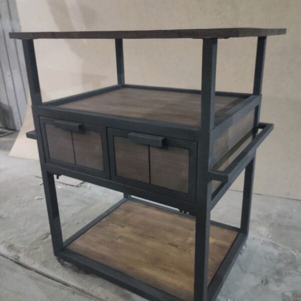 Стол журнальный в стиле Лофт С-038