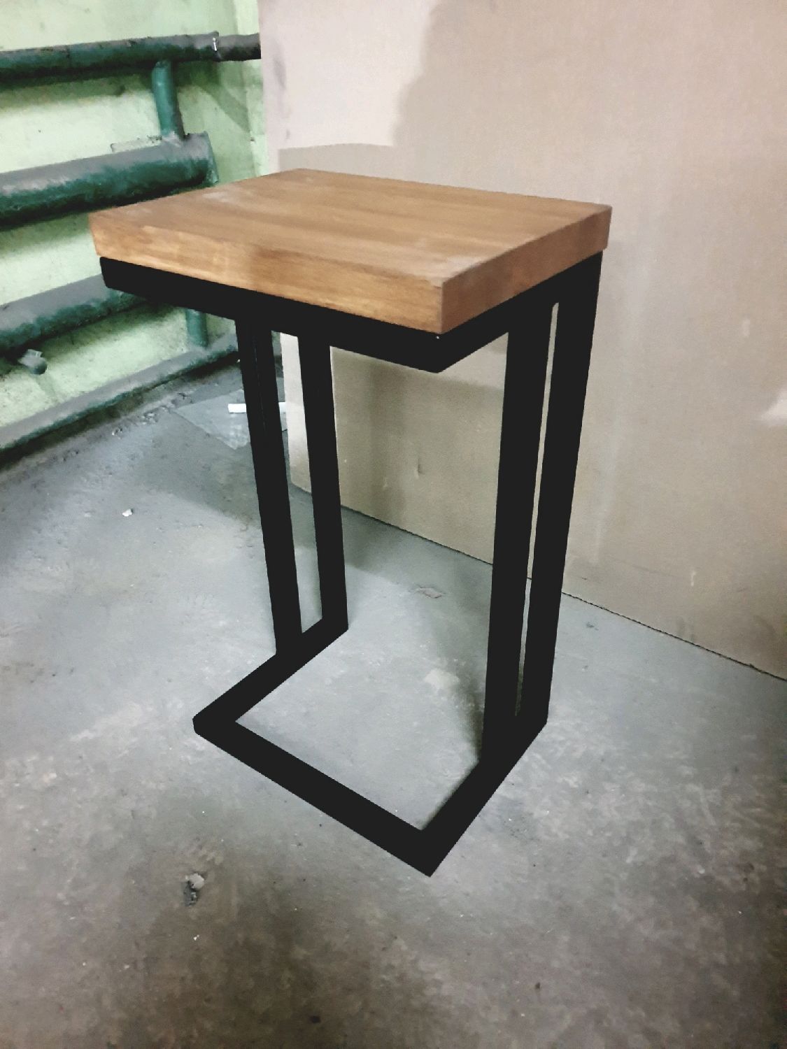 Стол журнальный в стиле Лофт С-163