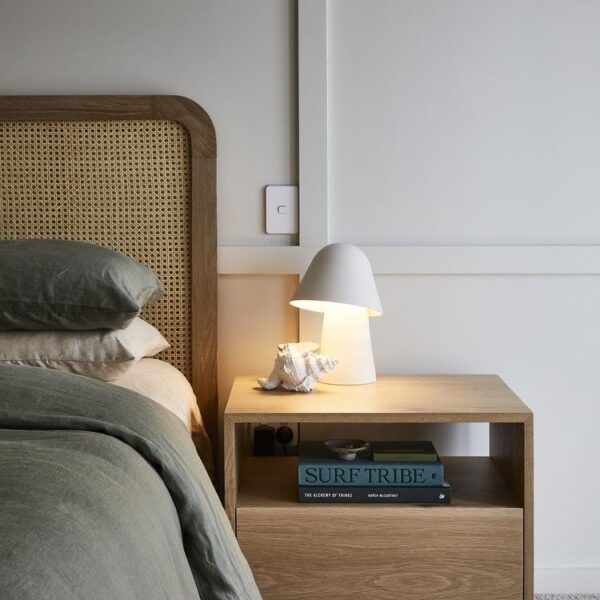 Тумба прикроватная из массива дуба №214